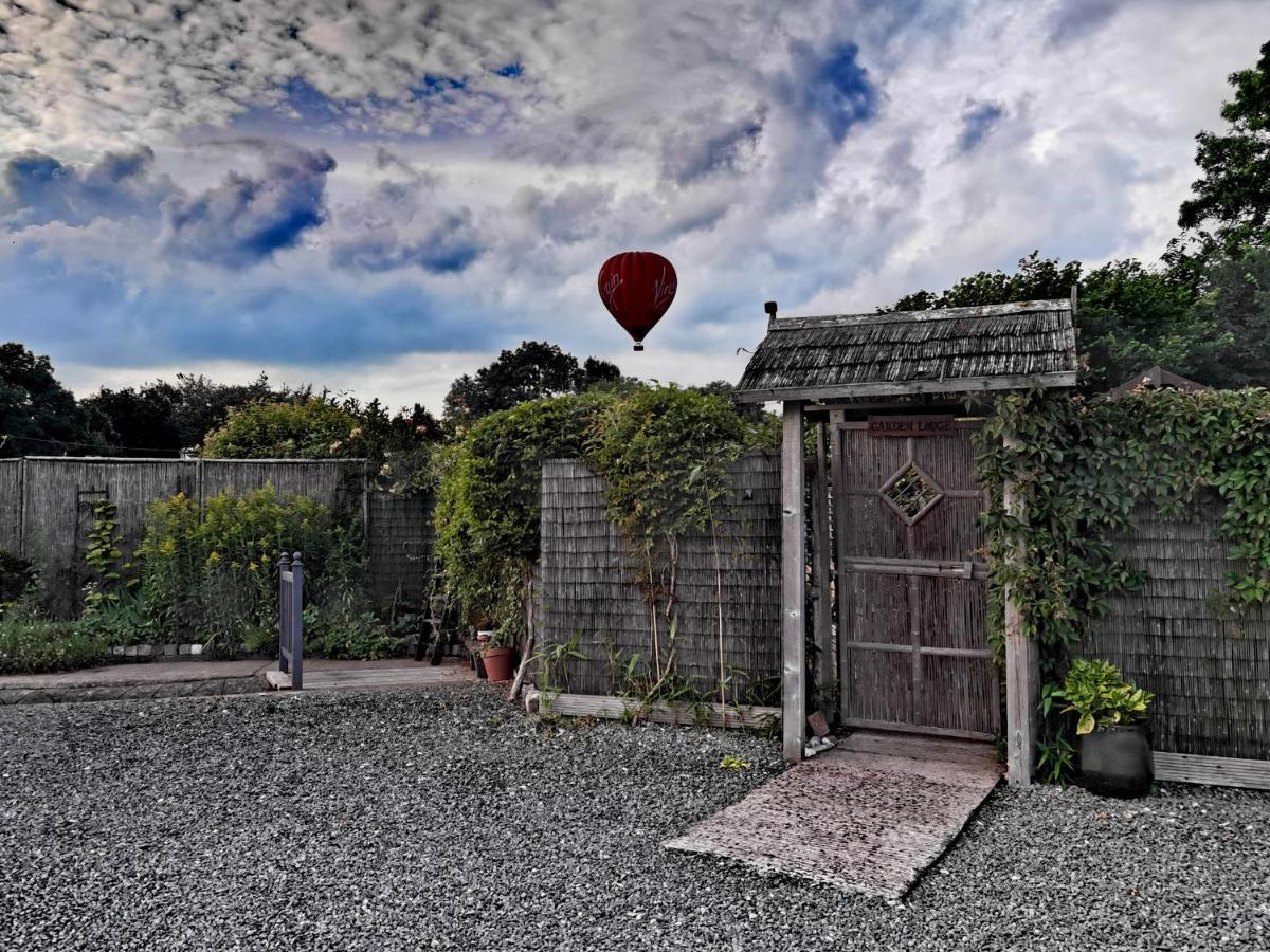 The Garden Lodge Llynclys Buitenkant foto